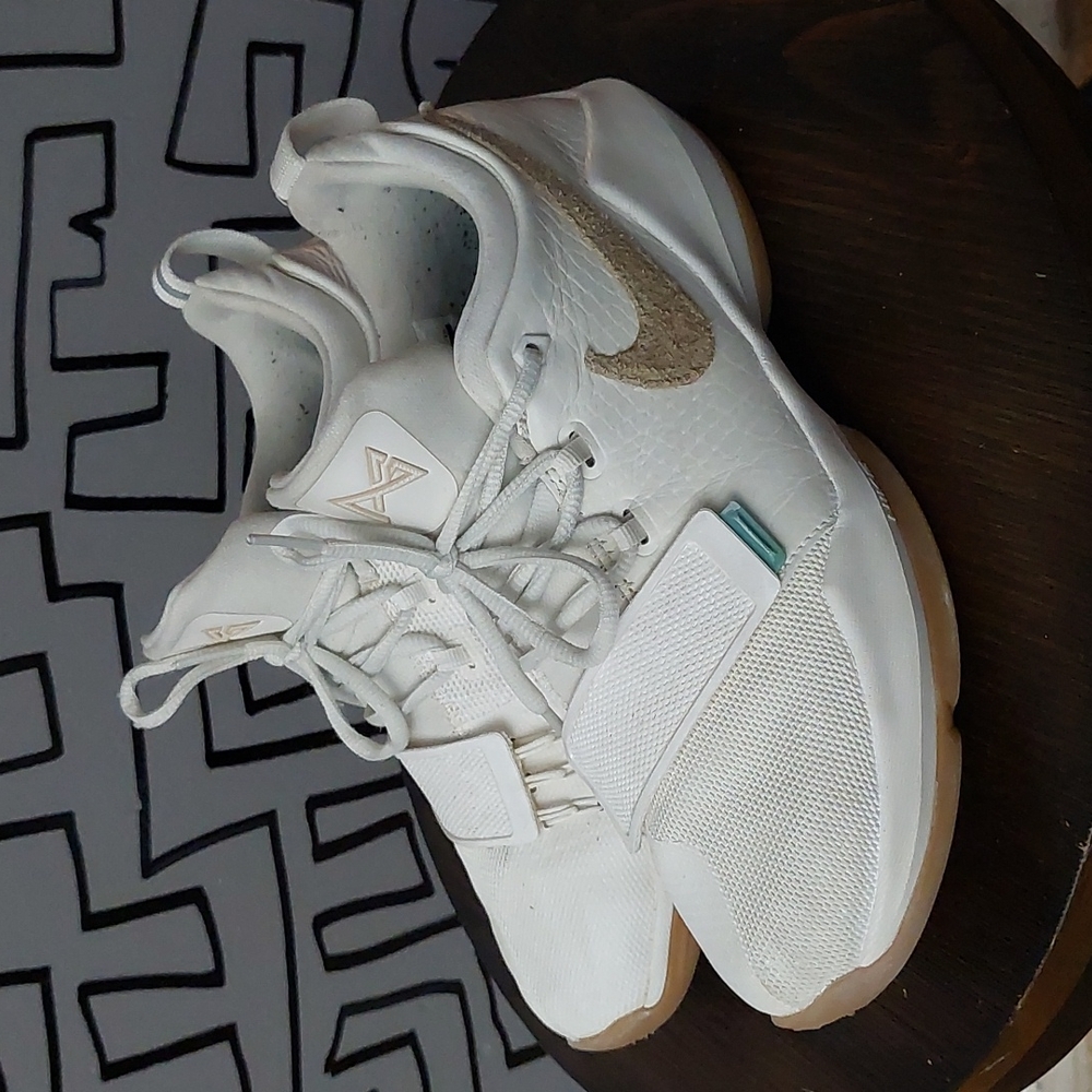 SOLD Nike PG1 Ivory